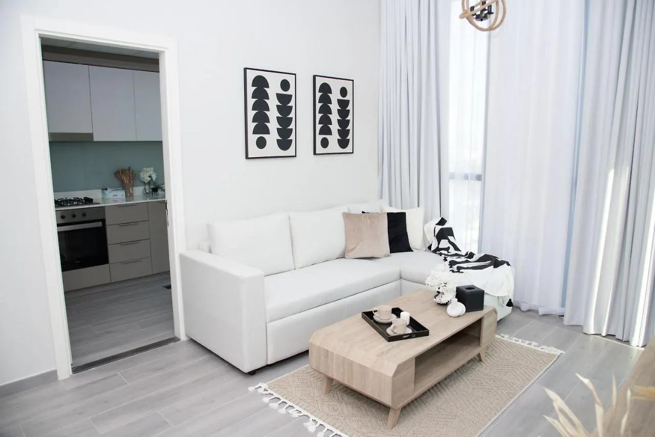 Tamm - Noor 4 Tower Apartment Dubai United Arab Emirates