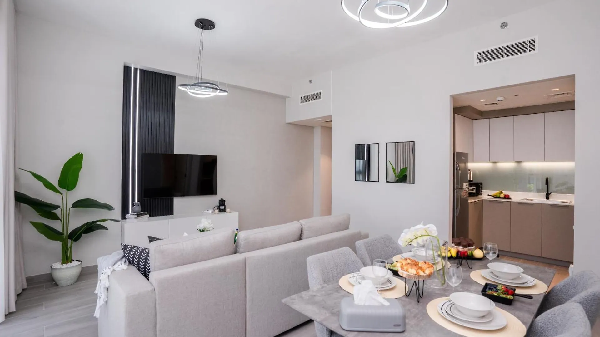 Tamm - Noor 4 Tower Apartment Dubai