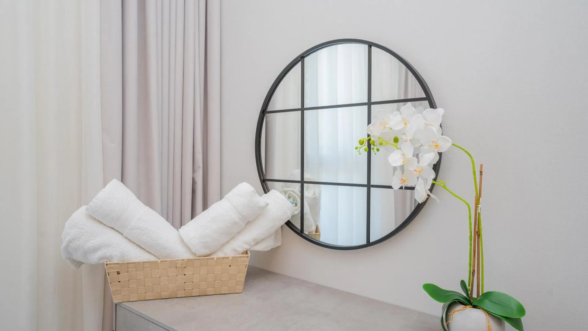 Tamm - Noor 4 Tower Apartment Dubai 0*,  United Arab Emirates